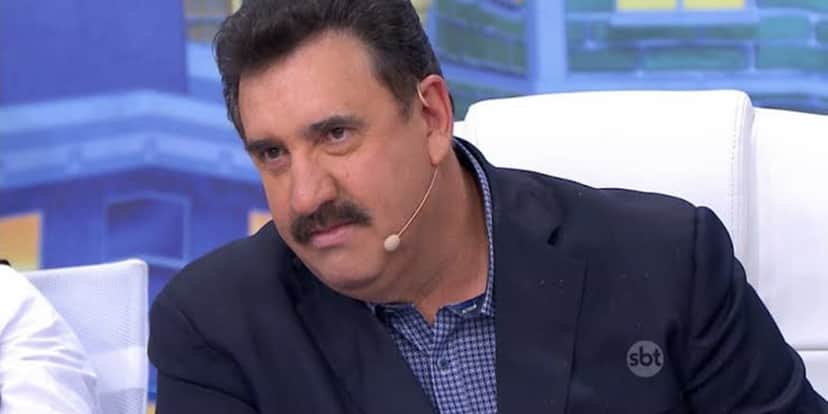 Ratinho no comando de seu programa no SBT; atração foi a menos assistida do horário nobre do canal (Foto: Reprodução/SBT) Ratinho no comando de seu programa no SBT; atração foi a menos assistida do horário nobre do canal (Foto: Reprodução/SBT)