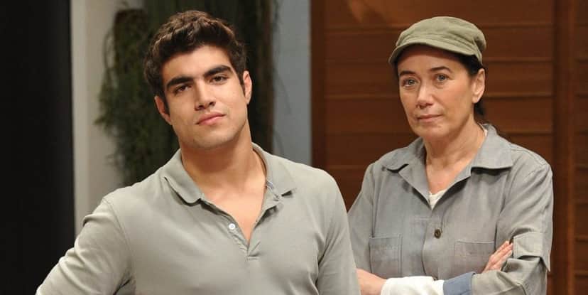 Antenor homenageia a mãe, Griselda, no final de Fina Estampa. (Foto: Divulgação) Antenor homenageia a mãe, Griselda, no final de Fina Estampa. (Foto: Divulgação)