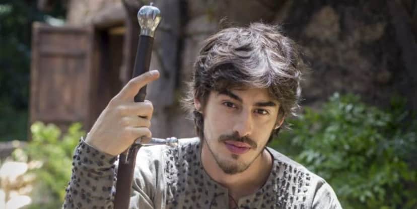 Vinicius Redd retornou à Globo em Deus Salve o Rei. (Foto: Divulgação) Vinicius Redd retornou à Globo em Deus Salve o Rei. (Foto: Divulgação)