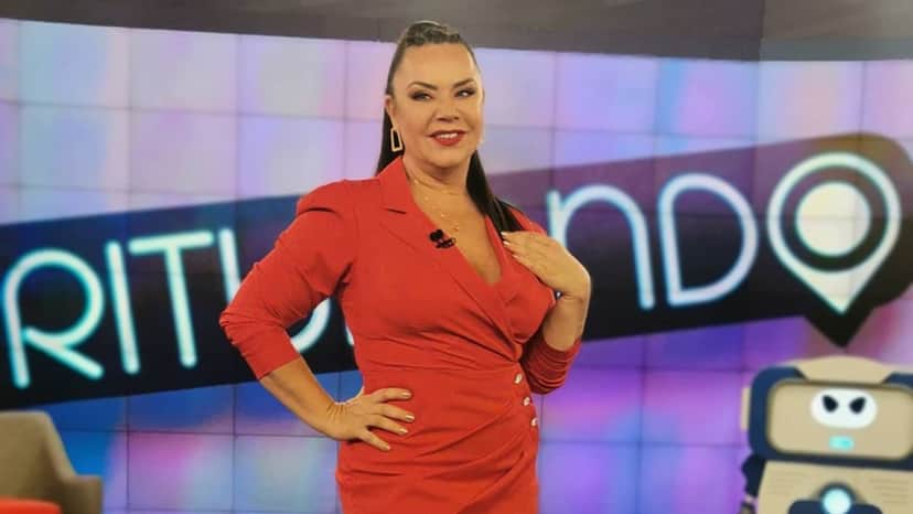 Flor fernandez no comando do Triturando (Foto: Reprodução) Flor fernandez no comando do Triturando (Foto: Reprodução)