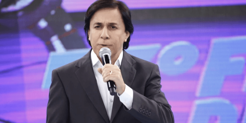 Tom Cavalcante no comando do Show do Tom; reprise superou audiência de atrações de Marcos Mion e Sabrina Sato (Foto: Divulgação/Record) Tom Cavalcante no comando do Show do Tom; reprise superou audiência de atrações de Marcos Mion e Sabrina Sato (Foto: Divulgação/Record)