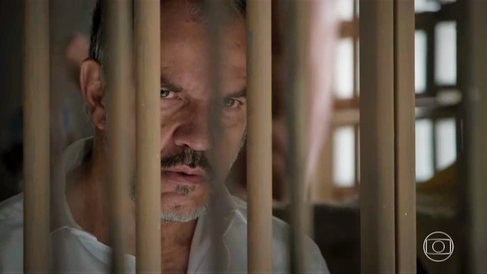 Germano acabará preso em Totalmente Demais Germano acabará preso em Totalmente Demais