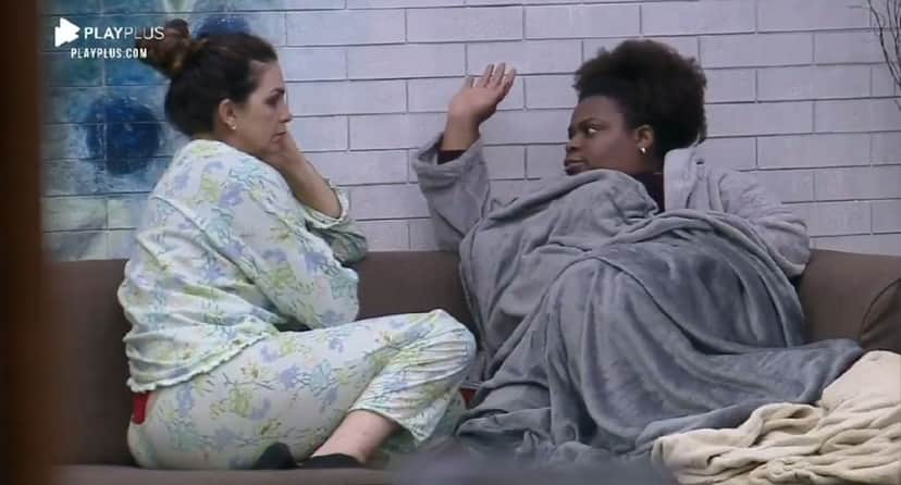 Jojo Todynho resolveu apostar na sinceridade com Luiza Ambiel (Foto: Reprodução/ PlayPlus) Jojo Todynho resolveu apostar na sinceridade com Luiza Ambiel (Foto: Reprodução/ PlayPlus)