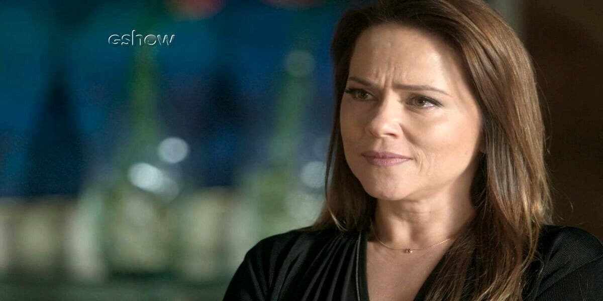 Lili será traída de certa forma no resumo de Totalmente Demais Lili será traída de certa forma no resumo de Totalmente Demais