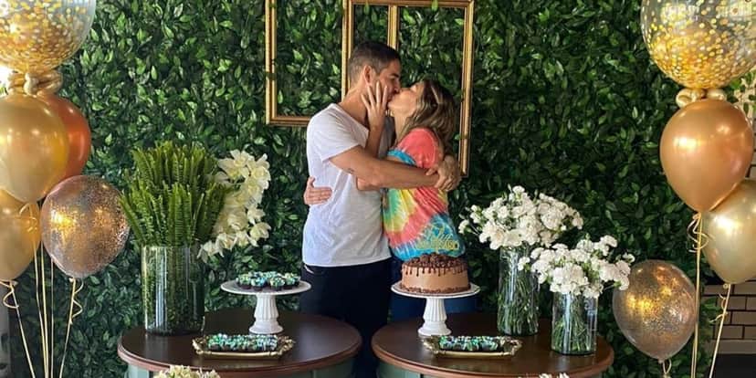Pato recebeu um presente de Rebeca Abravanel (Foto: Reprodução/Instagram) Pato recebeu um presente de Rebeca Abravanel (Foto: Reprodução/Instagram)