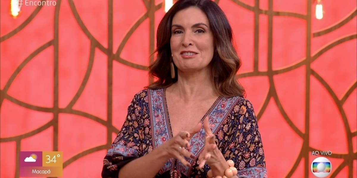 Fátima Bernardes mostrou foto de seu RG durante programa "Encontro" (Foto: Reprodução) Fátima Bernardes mostrou foto de seu RG durante programa "Encontro" (Foto: Reprodução)