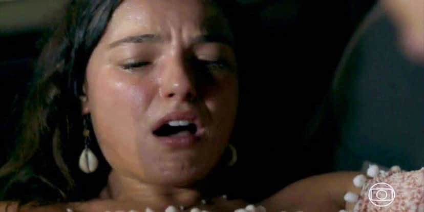 Ritinha fica tensa com o nascimento do filho em edição especial da novela das nove Ritinha fica tensa com o nascimento do filho em edição especial da novela das nove