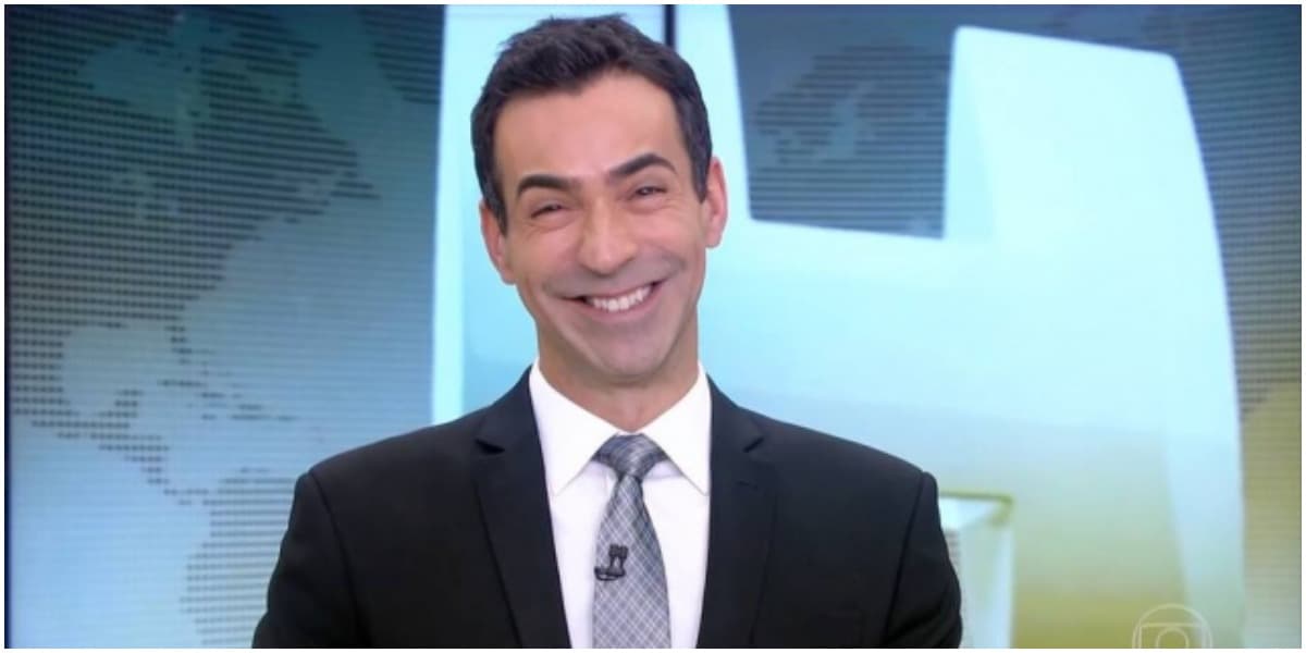 César Tralli no Jornal Hoje (Foto: Reprodução) César Tralli no Jornal Hoje (Foto: Reprodução)