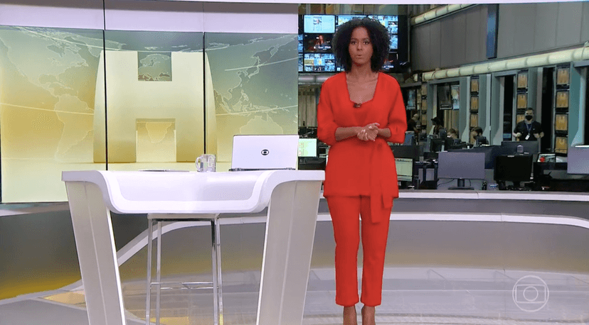 Maju Coutinho aposta em look vermelho para o programa desta terça-feira, 24 (Reprodução) Maju Coutinho aposta em look vermelho para o programa desta terça-feira, 24 (Reprodução)