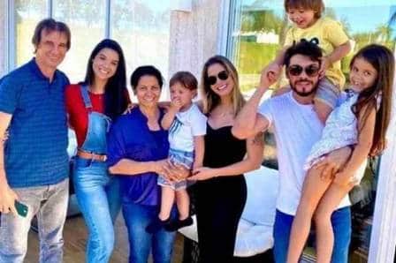 Gusttavo Lima e Andressa Suita se separaram devido a família diz jornal (Foto: Reprodução) Gusttavo Lima e Andressa Suita se separaram devido a família diz jornal (Foto: Reprodução)