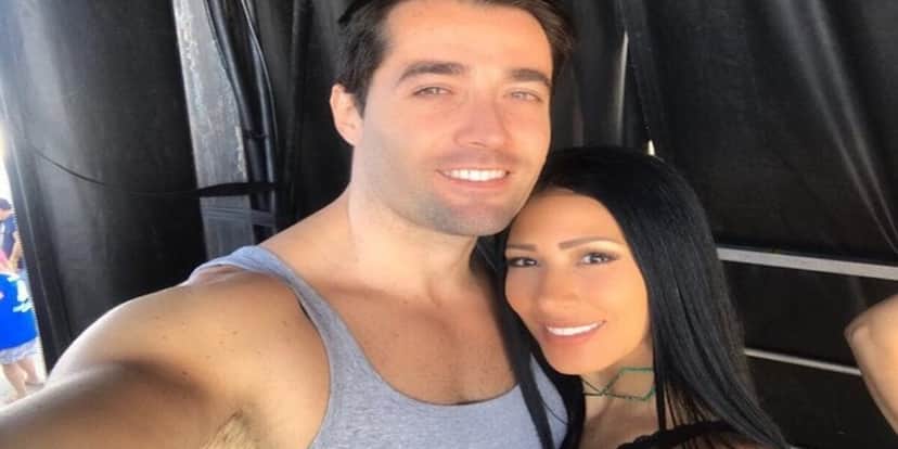 Simaria e seu marido, Vicente Escrig (Foto: Divulgação) Simaria e seu marido, Vicente Escrig (Foto: Divulgação)