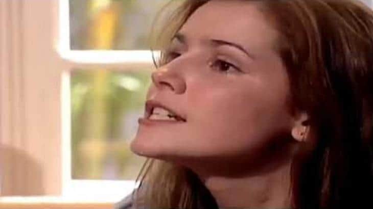 Íris provocará Cíntia e levará um tapa em Laços de Família (Foto: Reprodução/ Globo) Íris provocará Cíntia e levará um tapa em Laços de Família (Foto: Reprodução/ Globo)