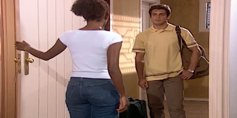 Fred abandona Clara e vai se abrigar na casa da mãe (Foto: Reprodução) Fred abandona Clara e vai se abrigar na casa da mãe (Foto: Reprodução)