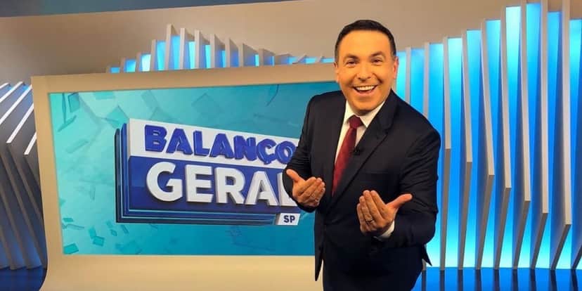 Reinaldo Gottino é entrevistado por Rafinha Bastos (Reprodução) Reinaldo Gottino é entrevistado por Rafinha Bastos (Reprodução)