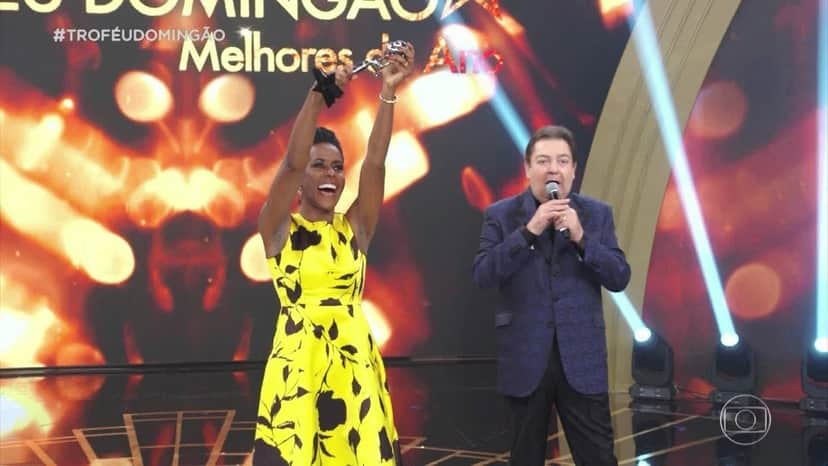 Maju Cutinho vence os melhores do ano na categoria jornalismo Maju Cutinho vence os melhores do ano na categoria jornalismo