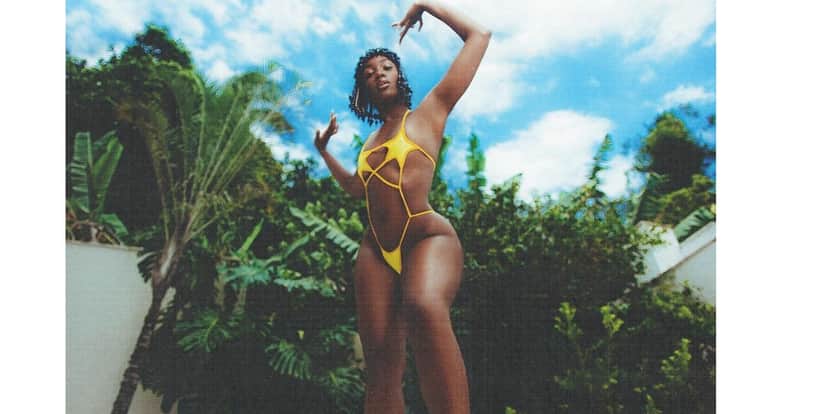Cantora Iza impressiona com boa forma em clique ousado (Foto: Reprodução\ Instagram) Cantora Iza impressiona com boa forma em clique ousado (Foto: Reprodução\ Instagram)