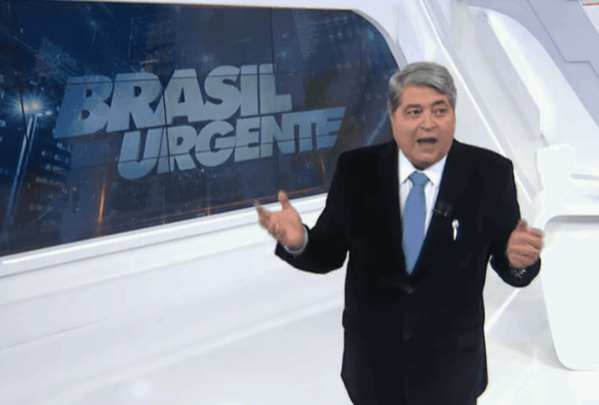 Datena cai pra trás ao vivo Datena cai pra trás ao vivo