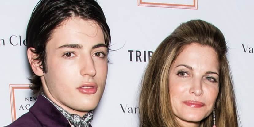 Harry Brant com a mãe (Foto: Getty Images) Harry Brant com a mãe (Foto: Getty Images)