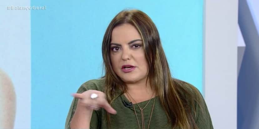 Fabíola Reipert voltou a incomodar a Globo com A Hora da Venenosa (Foto: Reprodução/Record) Fabíola Reipert voltou a incomodar a Globo com A Hora da Venenosa (Foto: Reprodução/Record)