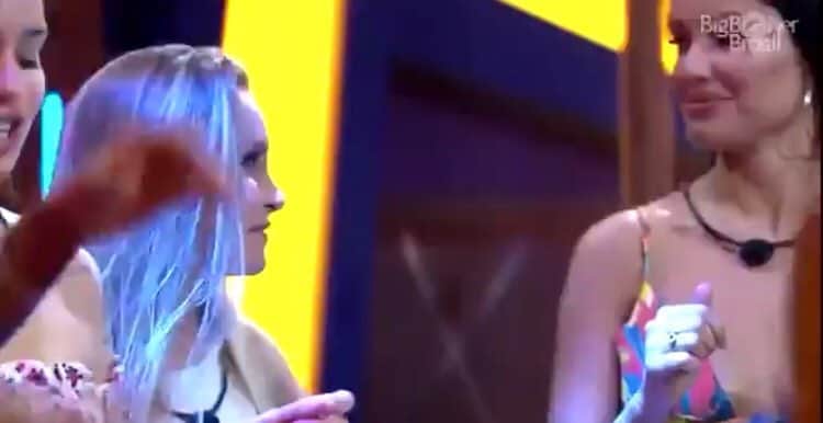 Carla Diaz e Juliette debocham no BBB21 (Foto: Reprodução) Carla Diaz e Juliette debocham no BBB21 (Foto: Reprodução)