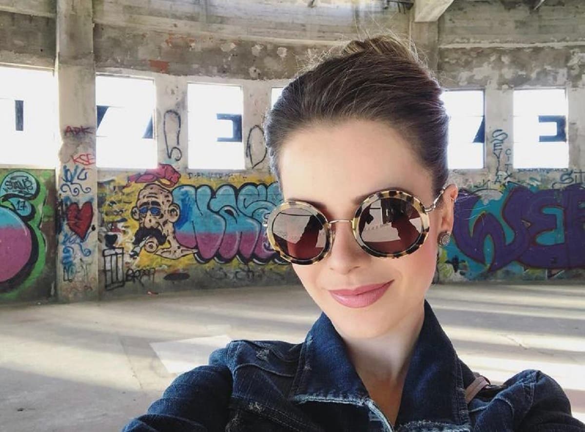 Sandy já pensou em largar carreira musical por doença Sandy já pensou em largar carreira musical por doença