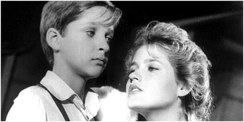 Xuxa protagonizou cena de sexo com menino em filme que a Globo exibirá - Foto: Reprodução Xuxa protagonizou cena de sexo com menino em filme que a Globo exibirá - Foto: Reprodução