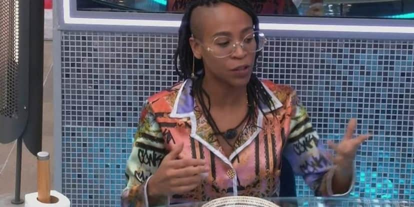 Karol Conká massacra Lucas no BBB21 (Foto: Reprodução) Karol Conká massacra Lucas no BBB21 (Foto: Reprodução)
