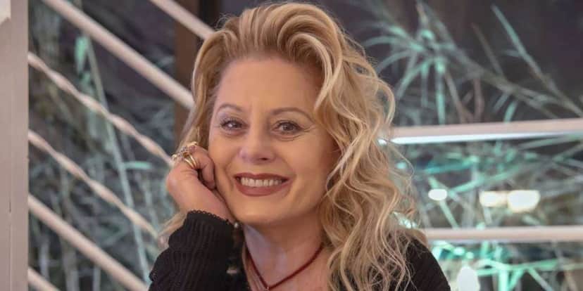 Vera Fischer escandaliza ao expor falta de sexo aos 69 e gera choque ao confirmar solução: "Me viro sozinha" Vera Fischer escandaliza ao expor falta de sexo aos 69 e gera choque ao confirmar solução: "Me viro sozinha"