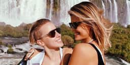 Marcella Rica aparece sem aliança após noivado com Vitória Strada e explica: “Eu não fui pedida”