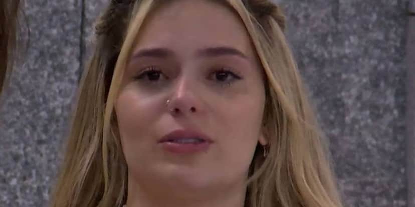 Viih Tube não conseguiu segurar a emoção após conversa com Carla Diaz (Foto: Reprodução) Viih Tube não conseguiu segurar a emoção após conversa com Carla Diaz (Foto: Reprodução)