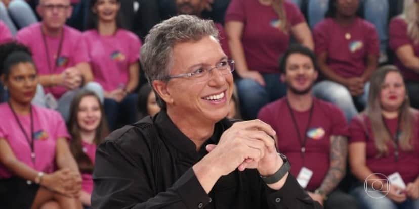 Boninho ironiza participação de Thaís no BBB21 (Foto: Reprodução) Boninho ironiza participação de Thaís no BBB21 (Foto: Reprodução)