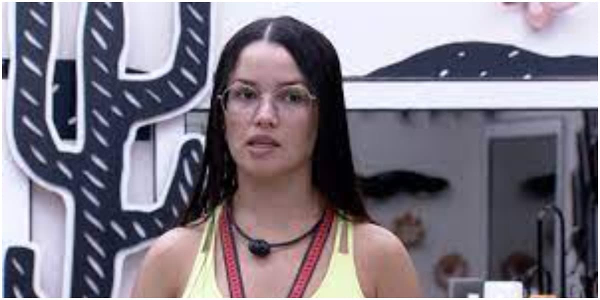 Juliette detona atitude de Arthur, após receber o monstro da semana Juliette detona atitude de Arthur, após receber o monstro da semana