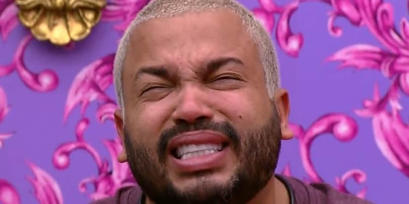 Projota paga de falsão no Jogo da Discórdia do BBB21 (Foto: Reprodução) Projota paga de falsão no Jogo da Discórdia do BBB21 (Foto: Reprodução)