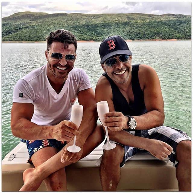 Eduardo Costa e Zezé Di Camargo atualmente são amigos (Foto: Reprodução) Eduardo Costa e Zezé Di Camargo atualmente são amigos (Foto: Reprodução)