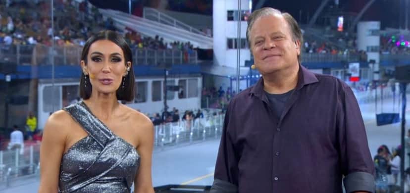 O apresentador no comando do carnaval O apresentador no comando do carnaval