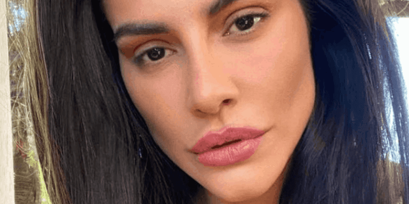 Cleo vem ousando em suas publicações nas redes sociais (Foto: Reprodução) Cleo vem ousando em suas publicações nas redes sociais (Foto: Reprodução)