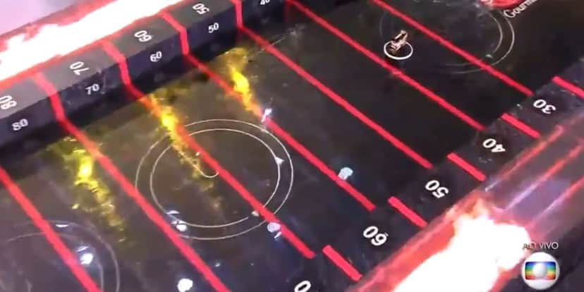 Disco de Thaís que teria sido prejudicado na prova do BBB21 (Foto: Reprodução) Disco de Thaís que teria sido prejudicado na prova do BBB21 (Foto: Reprodução)