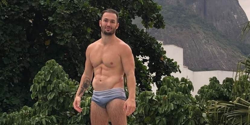 "Pelado com uma pilha enfiada no meu ân*s", diz atleta (Reprodução) "Pelado com uma pilha enfiada no meu ân*s", diz atleta (Reprodução)