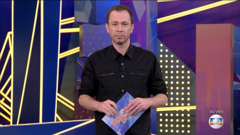 Tiago Leifert apresentando o programa nesta quinta (Foto: Reprodução) Prova do Líder BBB21 Tiago Leifert apresentando o programa nesta quinta (Foto: Reprodução) Prova do Líder BBB21