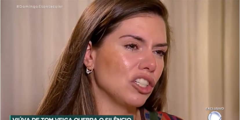 Cybelle Hermínio fala sobre o que está sofrendo após ser acusada de envenenar Tom Veiga, o Louro José (Foto: Reprodução) Cybelle Hermínio fala sobre o que está sofrendo após ser acusada de envenenar Tom Veiga, o Louro José (Foto: Reprodução)