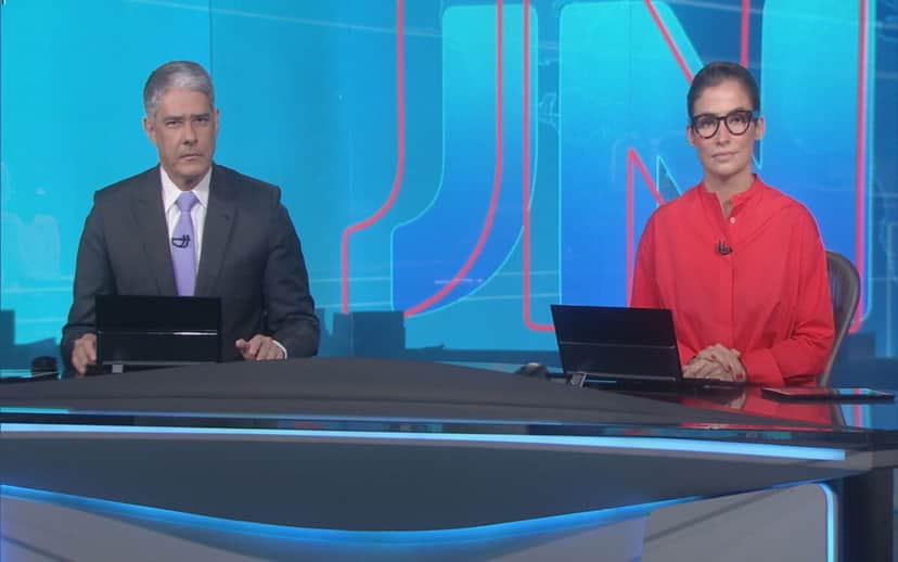 Renata Vasconcellos e William Bonner no Jornal Nacional (Foto: Divulgação) Renata Vasconcellos e William Bonner no Jornal Nacional (Foto: Divulgação)