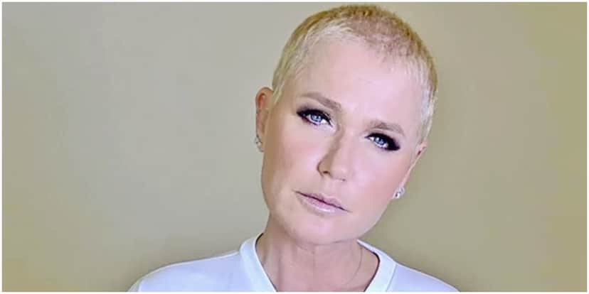 Xuxa surpreendeu e irá em programa de Ana Clara - Foto: Reprodução Xuxa surpreendeu e irá em programa de Ana Clara - Foto: Reprodução