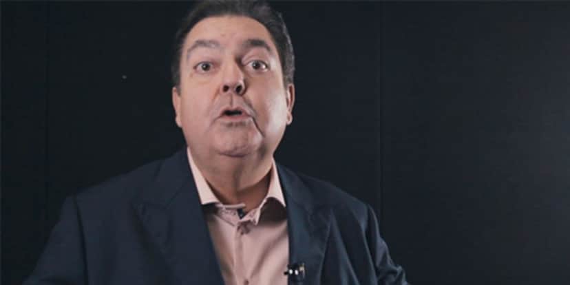 Band vê Globo segurar Faustão na emissora e decide antecipar estreia do veterano às pressas com fenômeno Band vê Globo segurar Faustão na emissora e decide antecipar estreia do veterano às pressas com fenômeno