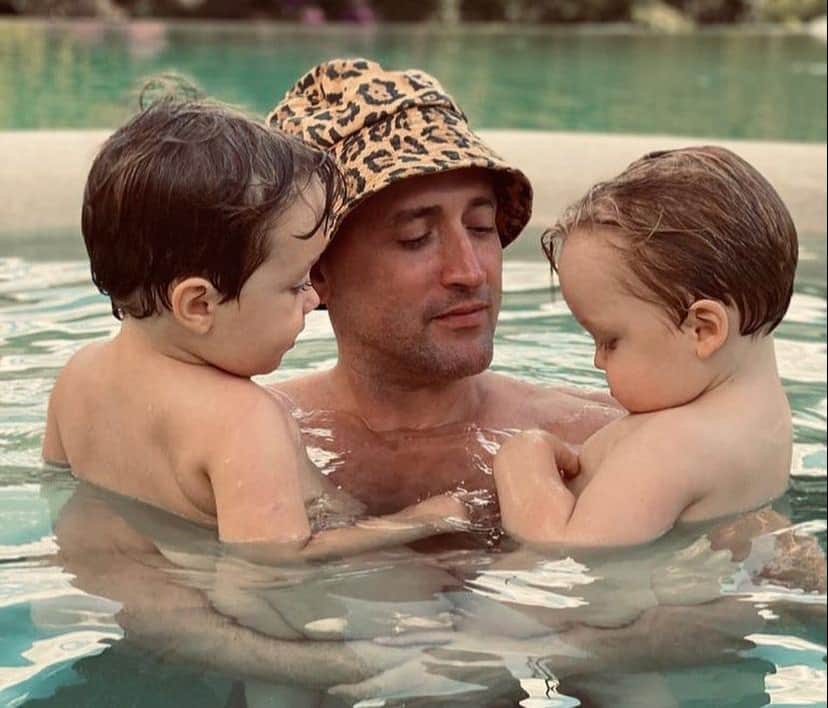 Paulo Gustavo e seus filhos gêmeos Paulo Gustavo e seus filhos gêmeos