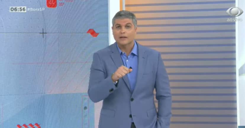 Mulher de Datena vem à público, expõe desfecho de casamento com jornalista, confirma ciúmes e detona: "Mimado" Mulher de Datena vem à público, expõe desfecho de casamento com jornalista, confirma ciúmes e detona: "Mimado"