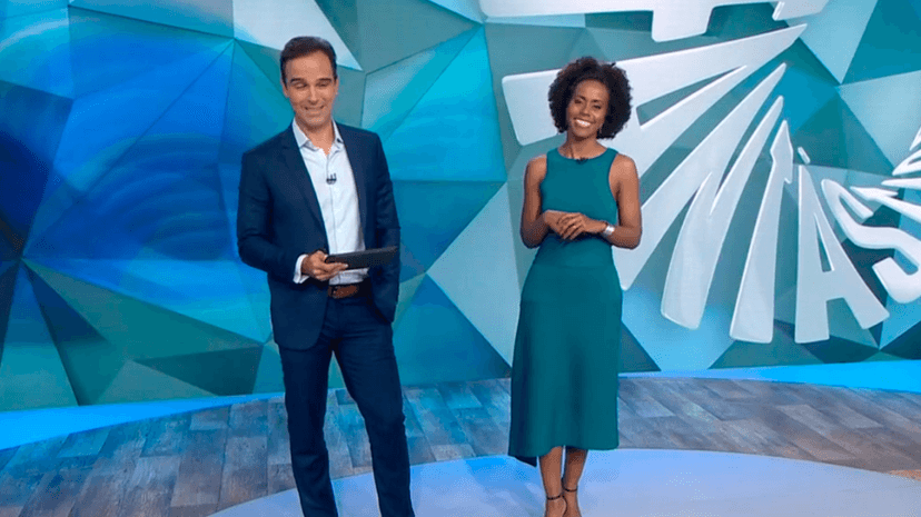 Maju Coutinho e Tadeu Schmidt no Fantástico Maju Coutinho e Tadeu Schmidt no Fantástico