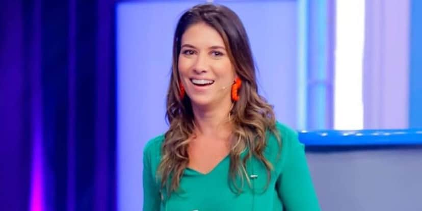"Tudo tem tempo determinado": Pato coloca mãos pro alto e confirma após forçar separação de Rebeca Abravanel "Tudo tem tempo determinado": Pato coloca mãos pro alto e confirma após forçar separação de Rebeca Abravanel