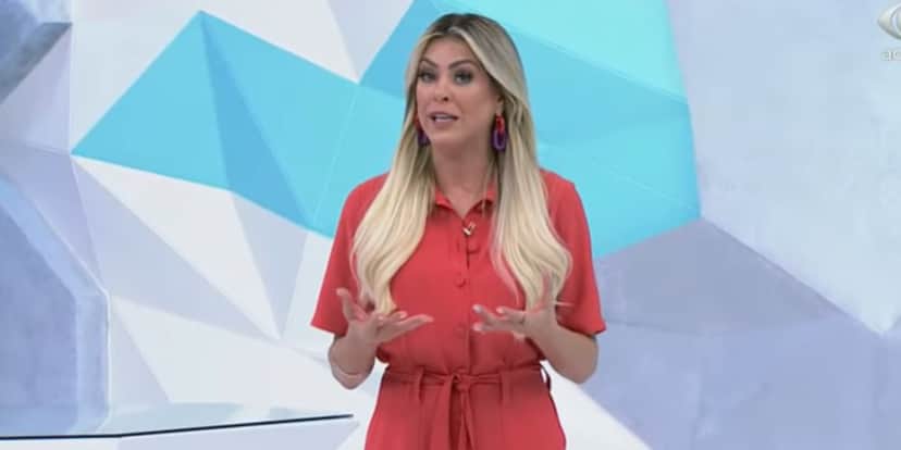 Renata Fan detona ao namorado sigiloso nas redes sociais (Foto: Reprodução/Band) Renata Fan detona ao namorado sigiloso nas redes sociais (Foto: Reprodução/Band)
