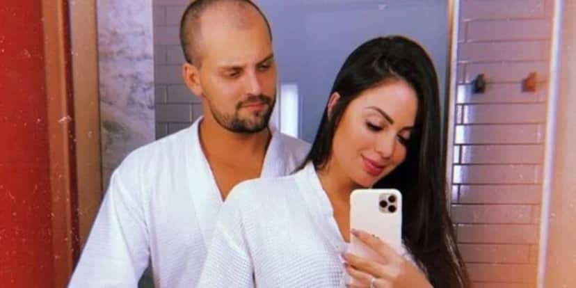 Victória Villarim foi expulsa do Power Couple e sofre com crise no relacionamento (Foto: Reprodução) Victória Villarim foi expulsa do Power Couple e sofre com crise no relacionamento (Foto: Reprodução)