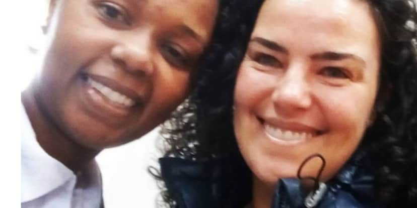 Ana Paula Arósio encontra fã em São Paulo (Reprodução) Ana Paula Arósio encontra fã em São Paulo (Reprodução)